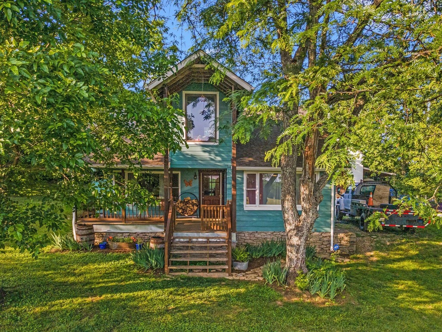 8860 Troy Pike, Versailles, KY 40383 - photo 1