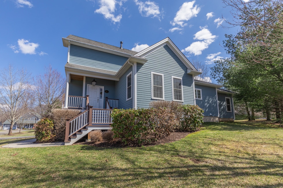 112 Periwinkle Dr unit 112, Middlebury, CT 06762 - photo 1