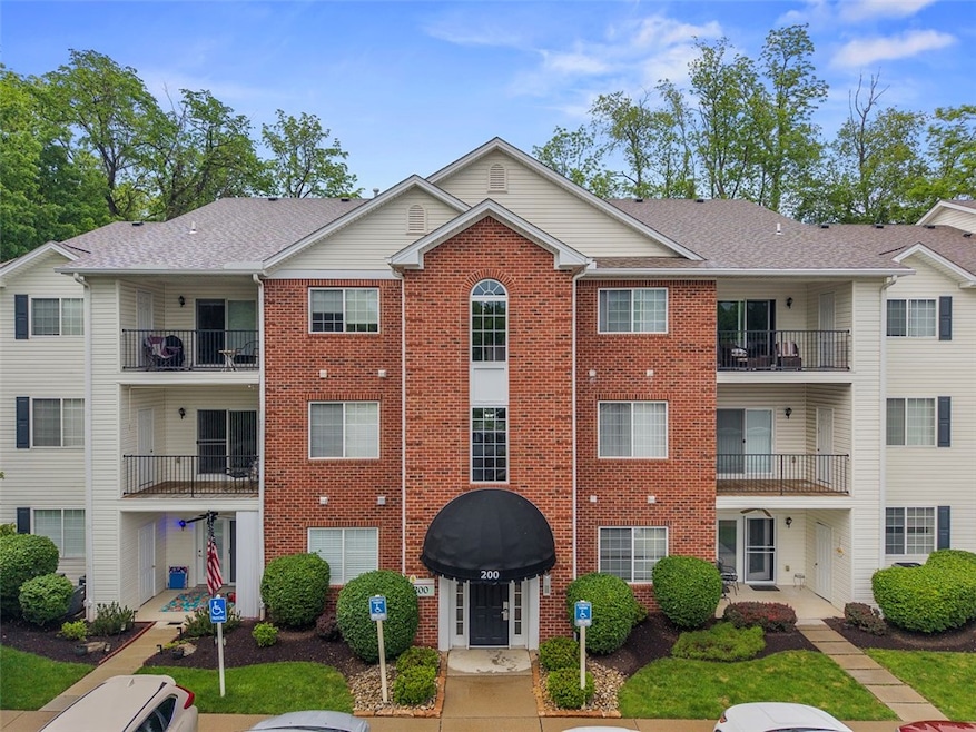 Fab condo awaits!