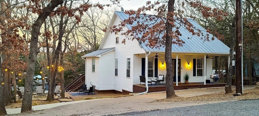 47 Wales Dr, Pottsboro, TX 75076 - photo 1