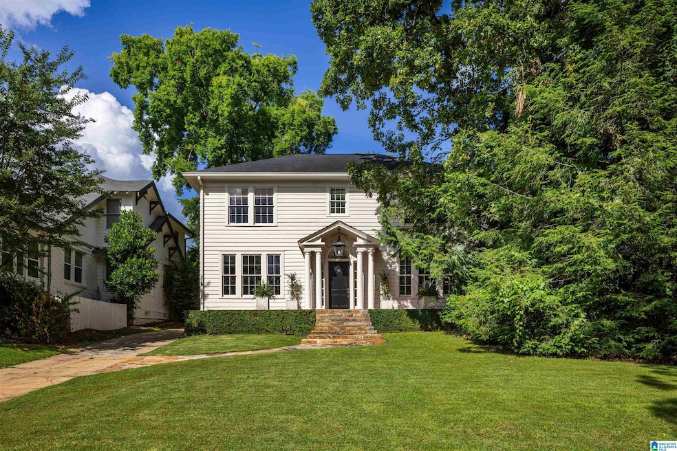 925 Conroy Rd, Birmingham, AL 35222 - photo 1