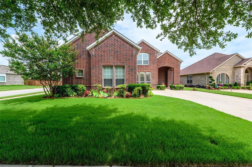 6001 Thistle Hill, Denton, TX 76210 - photo 1