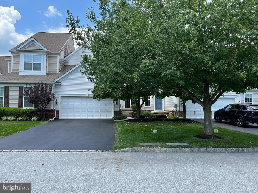 228 N Caldwell Cir, Downingtown, PA 19335 - photo 1