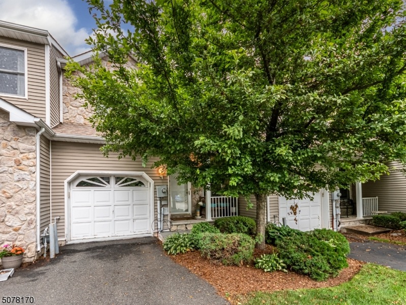 177 Autumn Ridge Rd, Morris Plains, NJ 07950 - photo 1