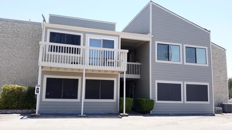 5801 Thunderbird St unit B20, Leander, TX 78645 - photo 1