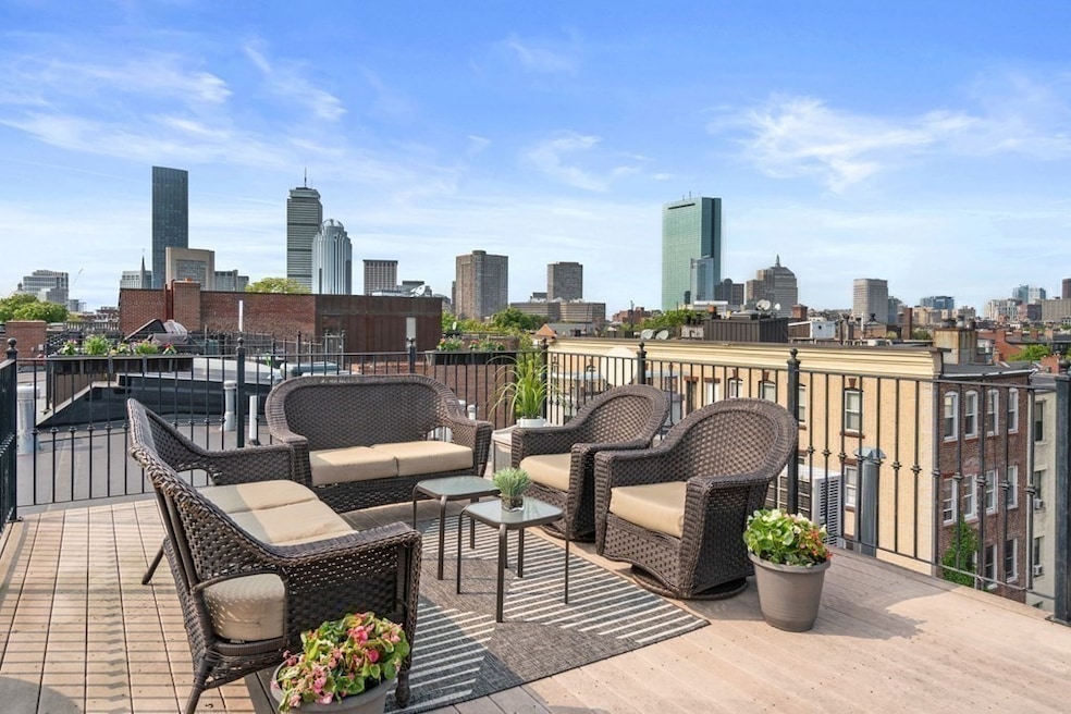 19 Worcester St unit 3, Boston, MA 02118 - photo 1