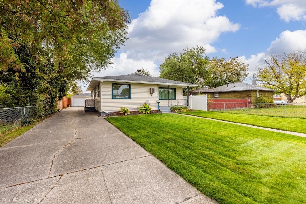 1710 E Crown Ave, Spokane, WA 99207 - photo 1