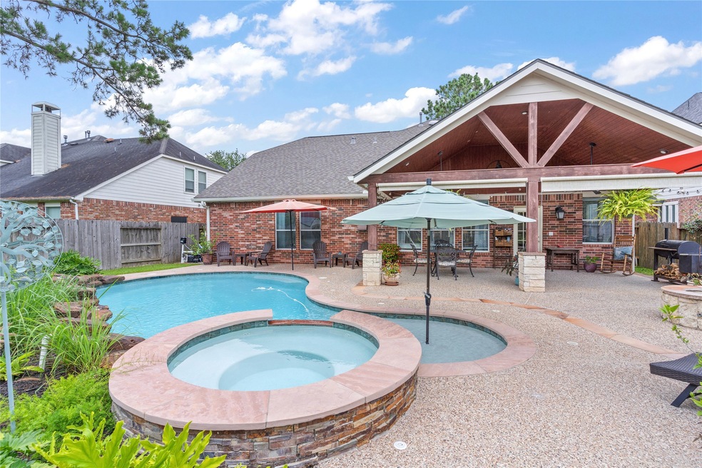 Perfect backyard oasis to enjoy! Also, umbrella shades to shield from the sun.