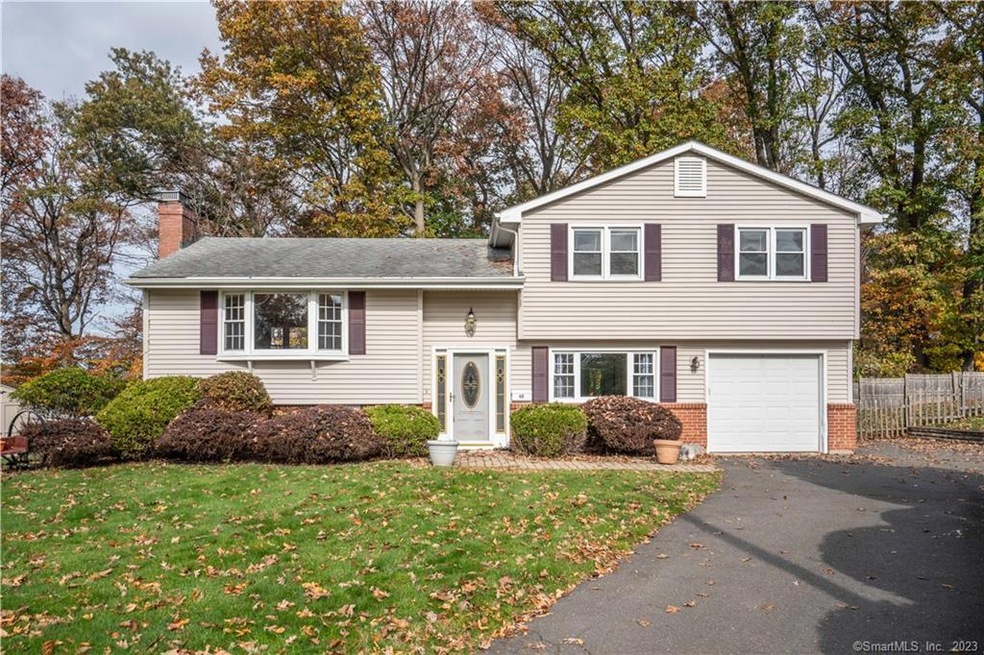 24 Berkeley Cir, Newington, CT 06111 - photo 1