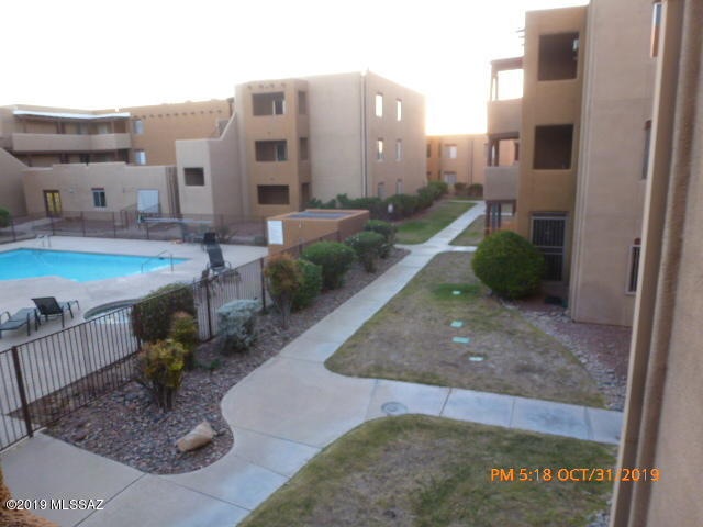 COMMUNITY VIEW
