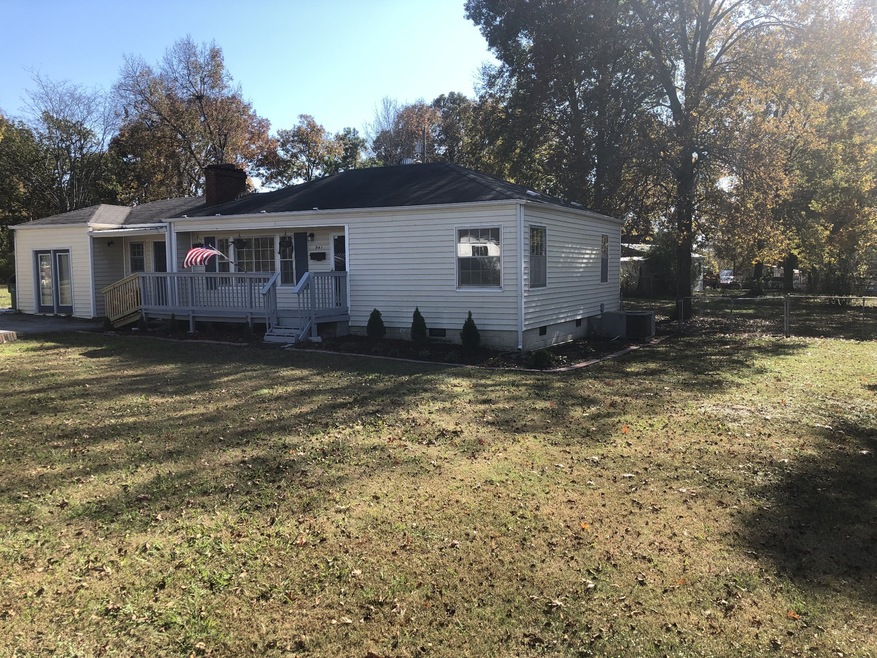 Welcome Home! 941 Oak St. Lewisburg, TN 37091
