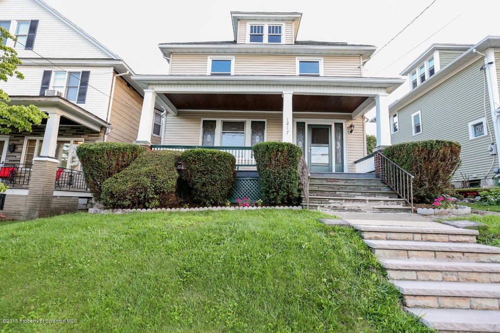 1217 Bryn Mawr St, Scranton, PA 18504 - photo 1
