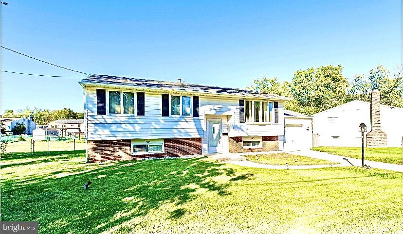 2 Bruce Dr, Clementon, NJ 08021 - photo 1