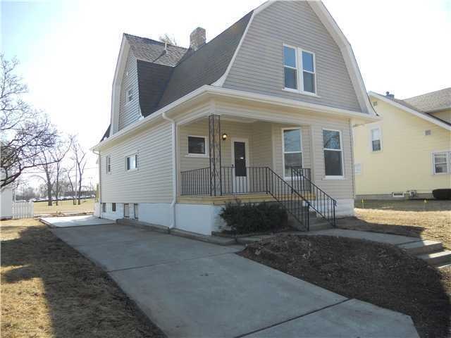 418 Milford Ave, Marysville, OH 43040 - photo 1