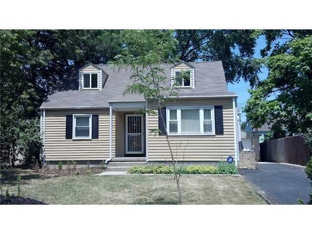 1210 Frisbee Dr, Columbus, OH 43224 - photo 1