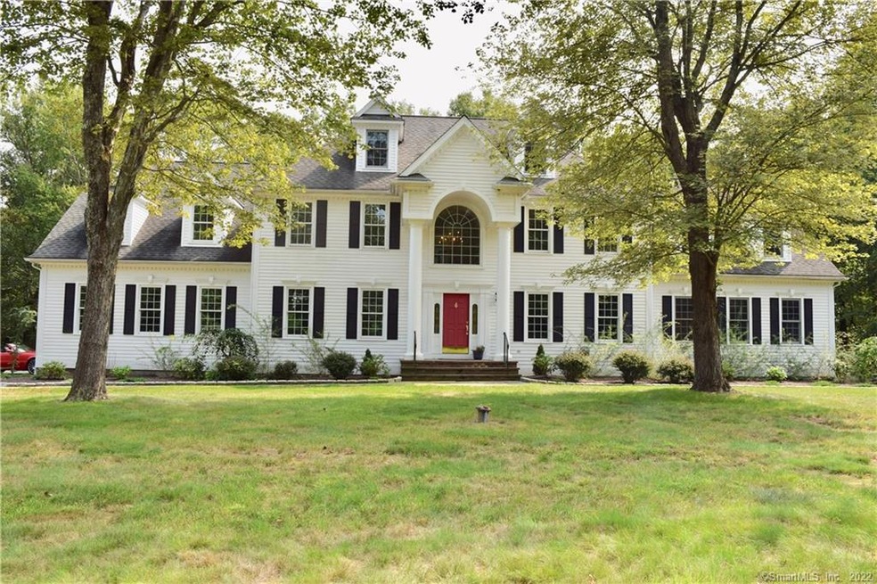 2 Easton Heights Ln, Easton, CT 06612 - photo 1