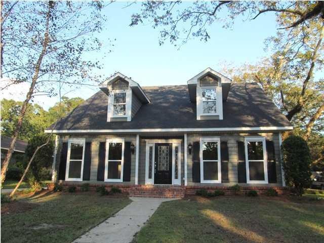 Huffman estates. Beautifully landscaped and painte