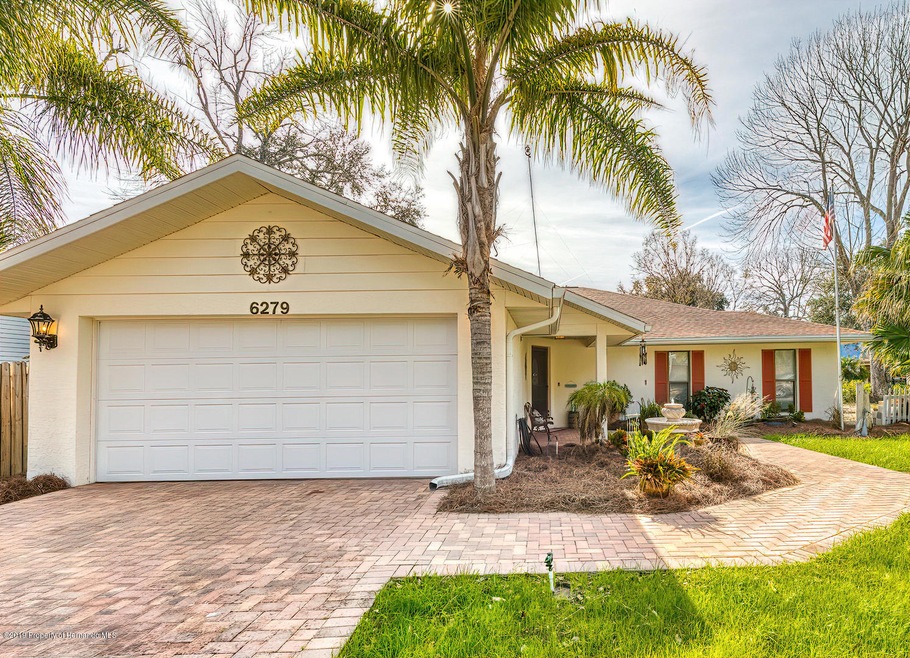 6279 Colony Cir  (38 of 40)