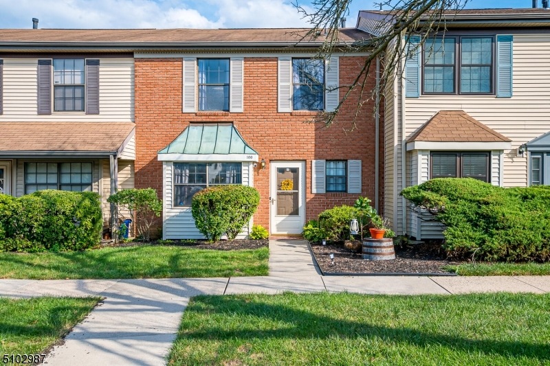 100 Saint Anns Ct, Somerset, NJ 08873 - photo 1