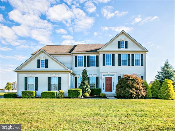 318 Bromley Dr, Mullica Hill, NJ 08062 - photo 1