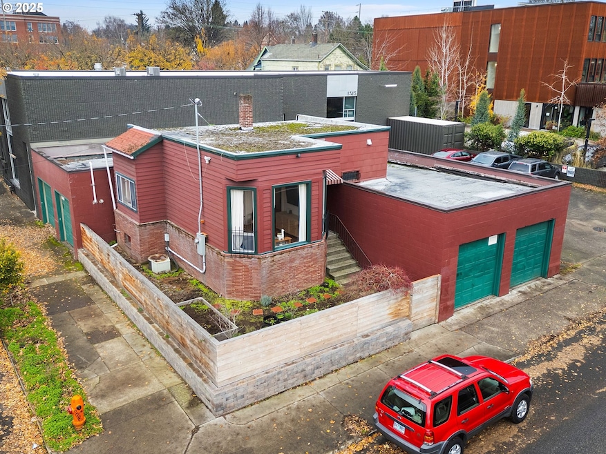 1305 SE Belmont St, Portland, OR 97214 - photo 1