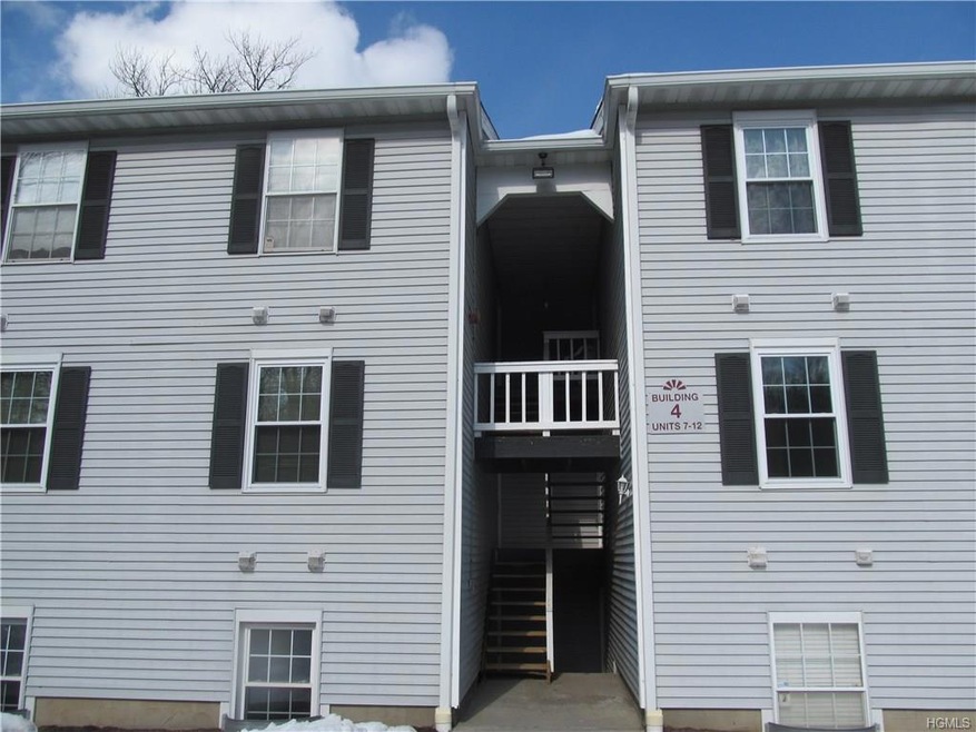 4 Lexington Hill unit 10, Harriman, NY 10926 - photo 1