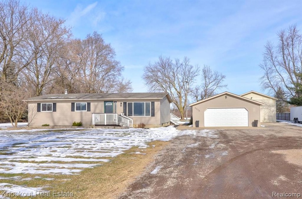 9083 Ormes Rd Vassar-2.jpg