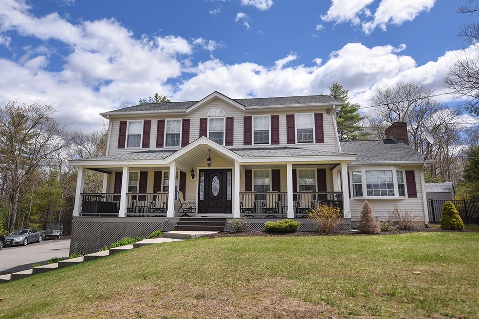 15 Van Buren Cir, Goffstown, NH 03045 - photo 1