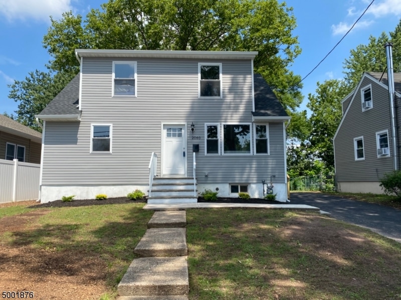 2060 Barnett St, Rahway, NJ 07065 - photo 1