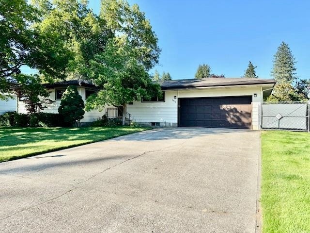 6412 N Fotheringham St, Spokane, WA 99208 - photo 1