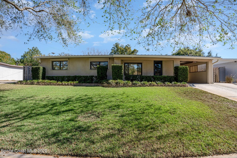 2526 Tulane