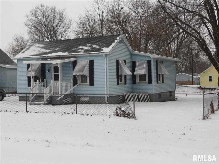 860 S State St, Lincoln, IL 62656 - photo 1