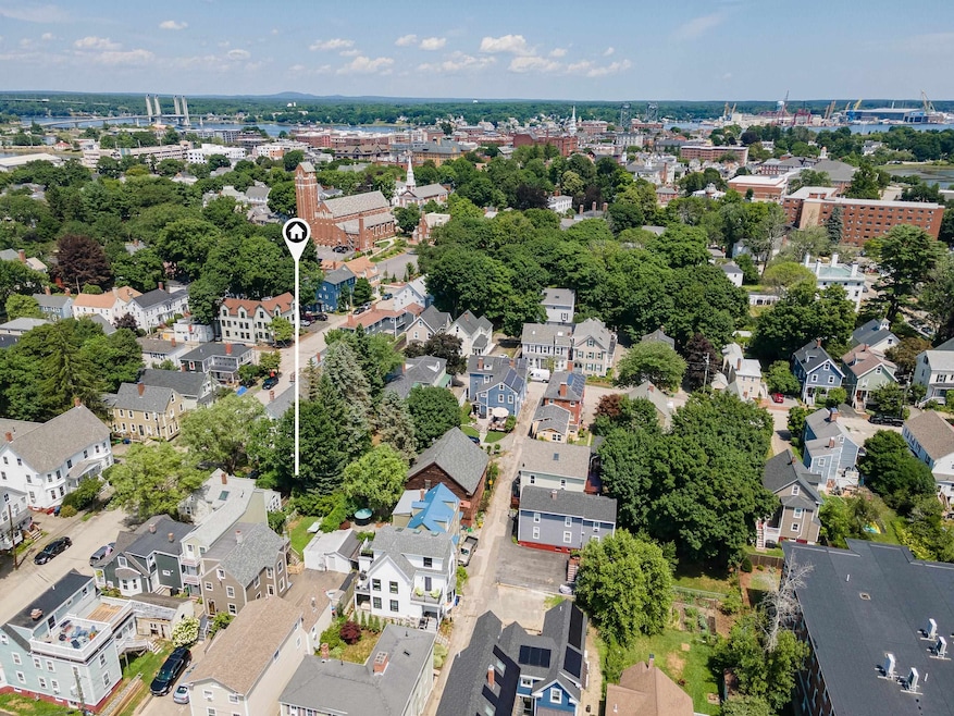 Under Contract $799,900