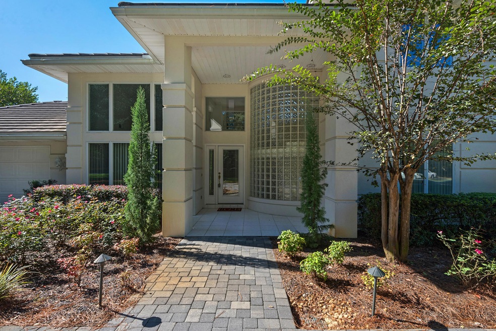 118_Canterbury_Circle_20161012_030