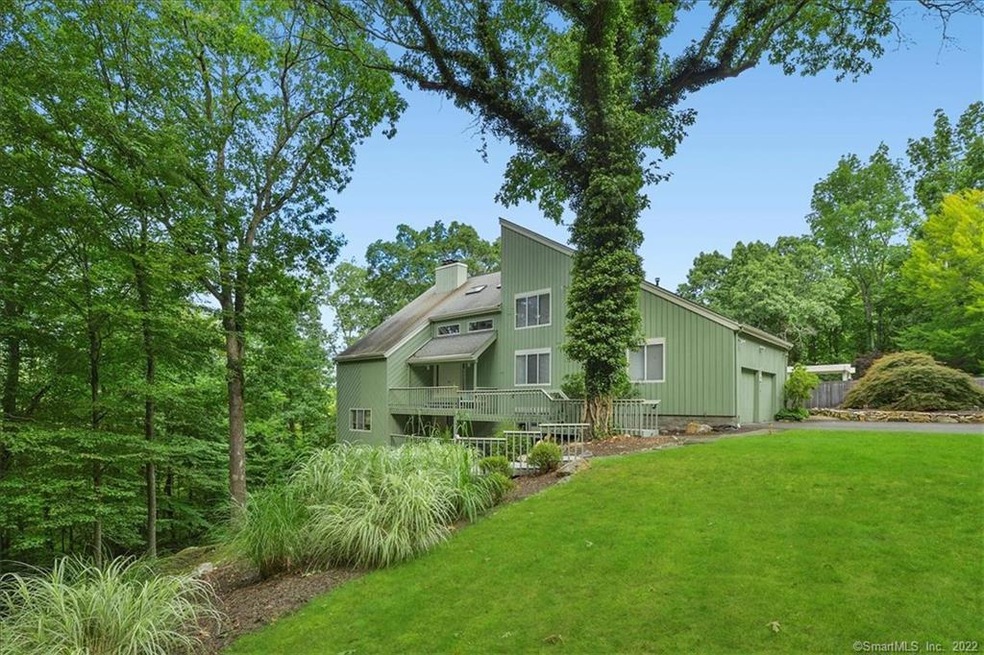 49 Katrina Cir, Bethel, CT 06801 - photo 1