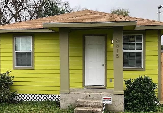 6315 Sayers St, Houston, TX 77026 - photo 1