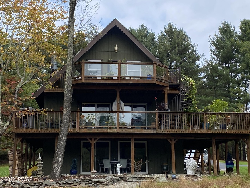 231 Arbutus Ln, Milford, PA 18337 - photo 1