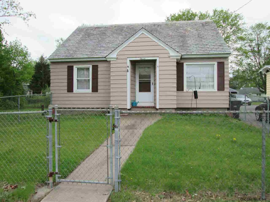 11 Lexington Ave, Glens Falls, NY 12801 - photo 1