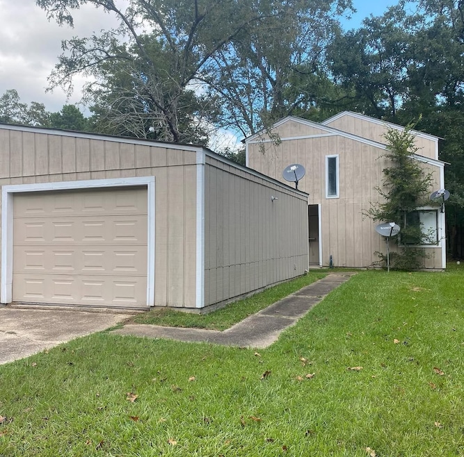 26620 Orchid Ct, Huntsville, TX 77340 - photo 1