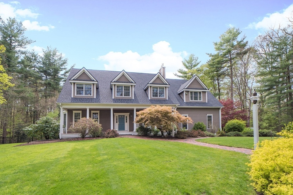 21 Granite St, Medfield, MA 02052 - photo 1