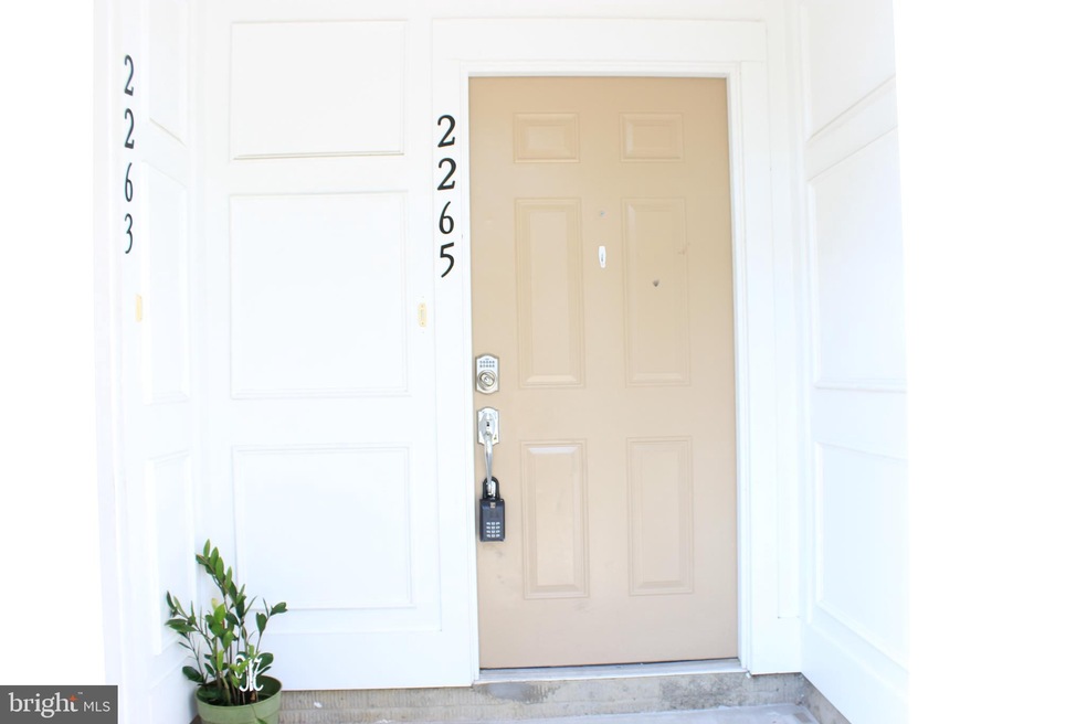 2265 Oberlin Dr unit 444A, Woodbridge, VA 22191 - photo 1