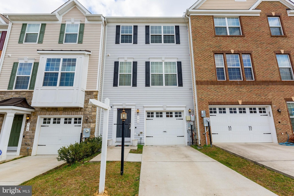 103 Gray St, Capitol Heights, MD 20743 - photo 1