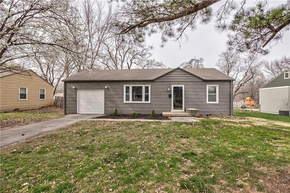 11208 W 68th Terrace, Shawnee, KS 66203 - photo 1