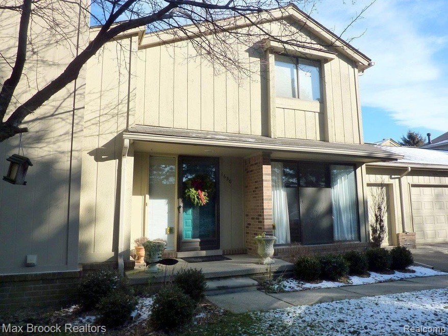 1630 South Hill Cir unit 24, Bloomfield Hills, MI 48304 - photo 1