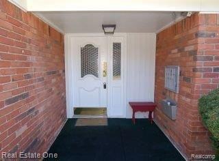 Covered Entrance.jpg