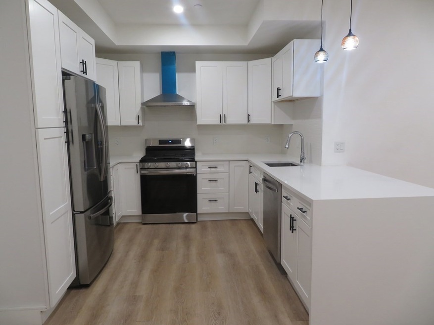 178 Washington Ave unit 102, Chelsea, MA 02150 - photo 1