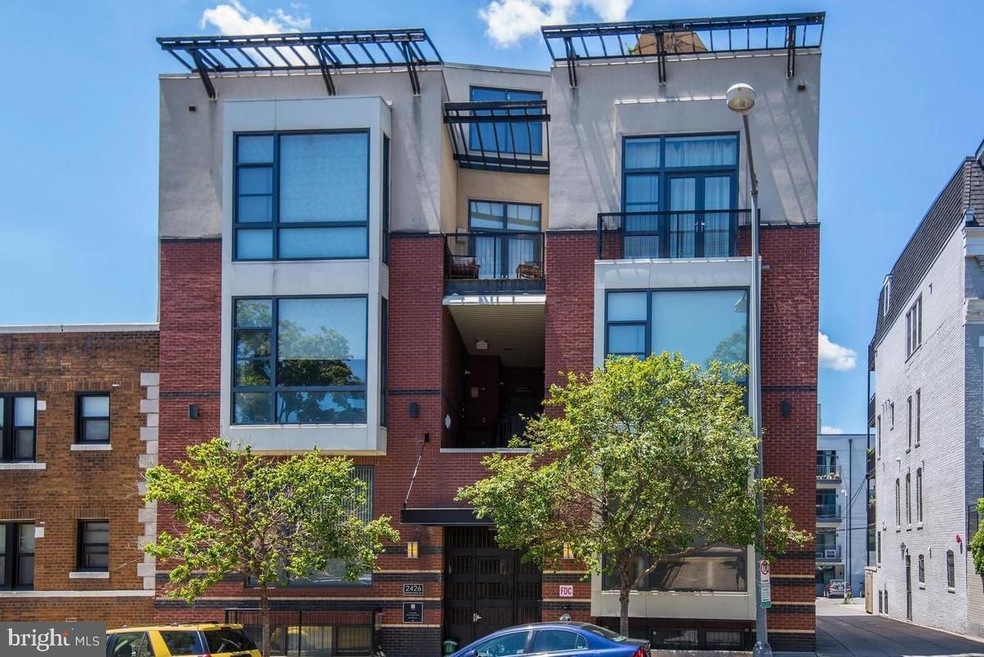2426 Ontario Rd NW unit 304, Washington, DC 20009 - photo 1