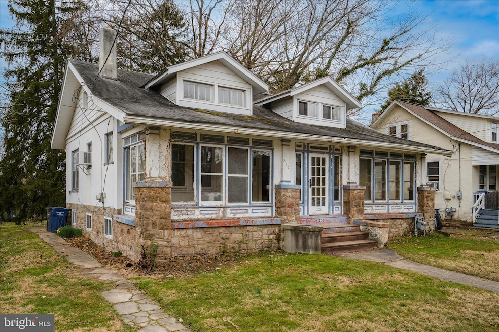 Sold $300,000 • Co-Listing Agent