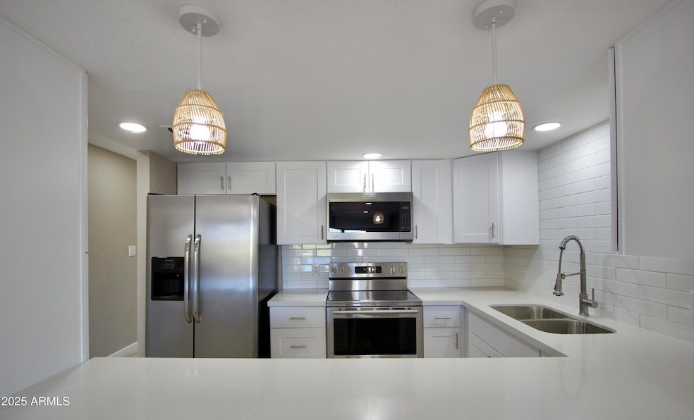 7830 E Park View Dr unit 1, Mesa, AZ 85208 - photo 1