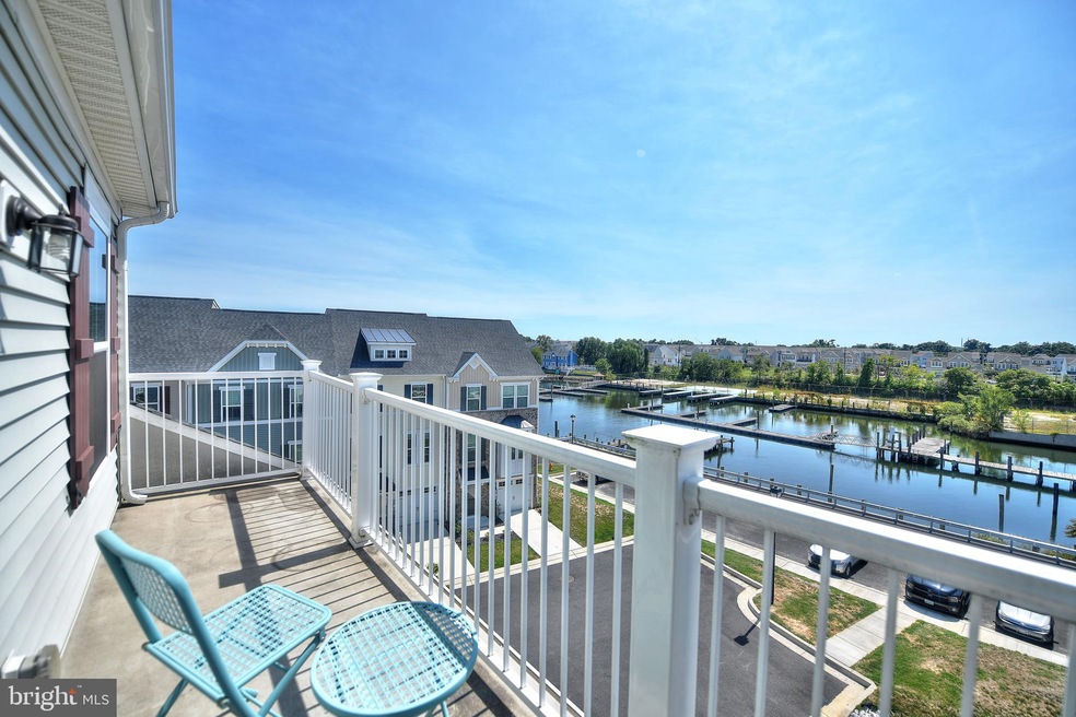 8233 Secluded Cove Ln, Dundalk, MD 21222 - photo 1